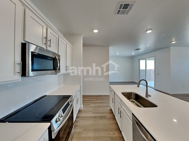 Building Photo - 12246 Thunder Creek Pky