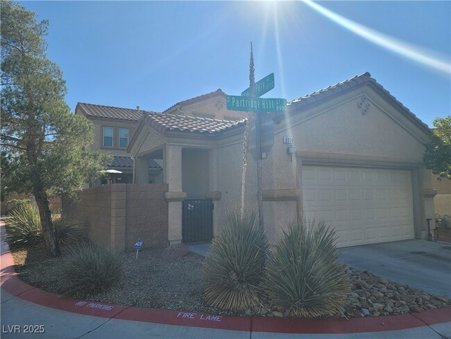 Foto del edificio - 8930 Partridge Hill St