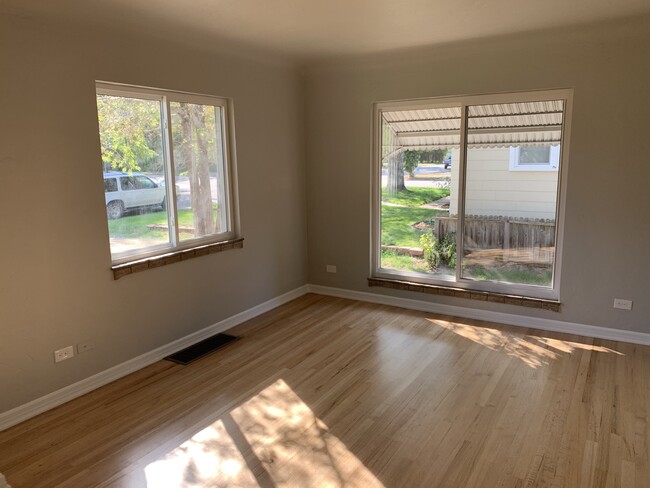 Living Room - 2681 S Humboldt St