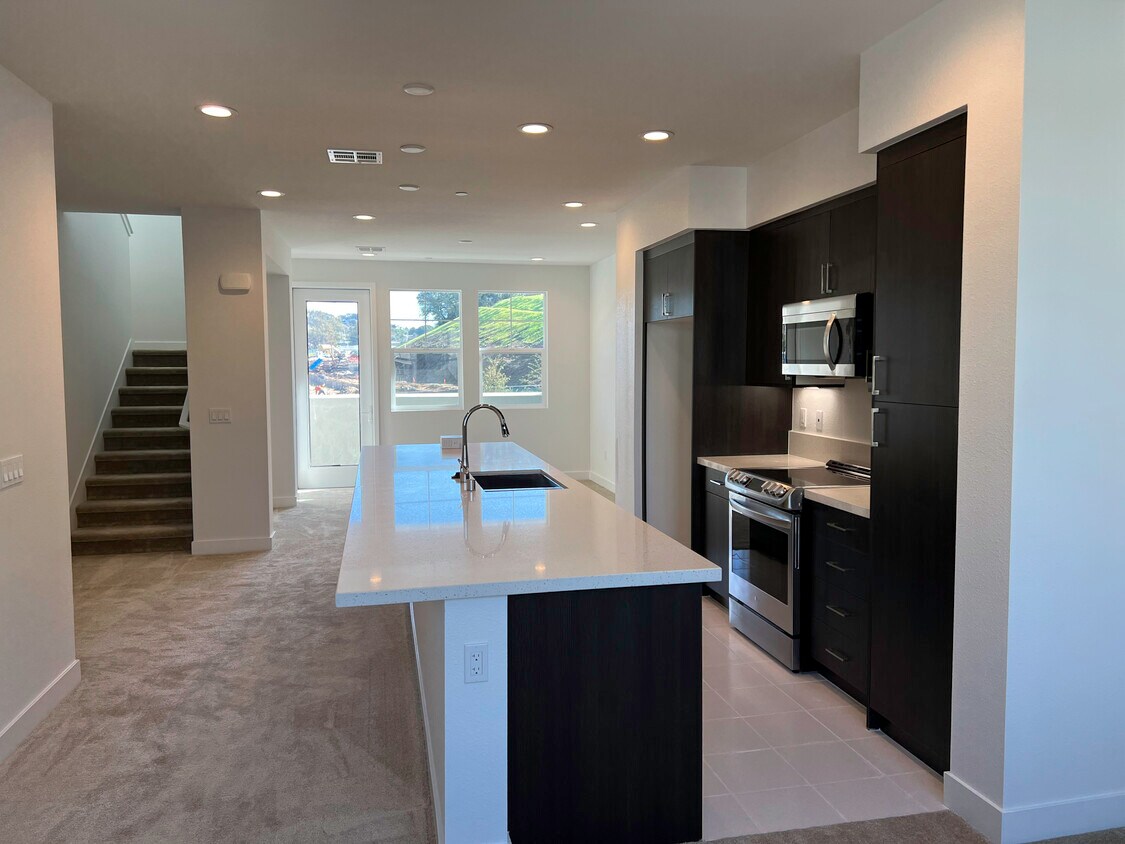 Foto principal - 3500 Round Barn Cir