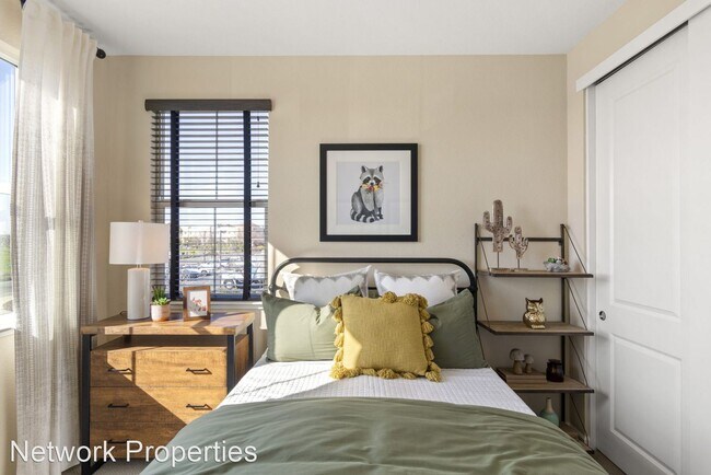 Building Photo - 4 br, 3.5 bath House - 2957 Nimes Ln Unit 125