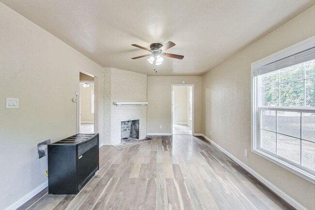 1814 10th Street- - 1814 10th Street- Apartment