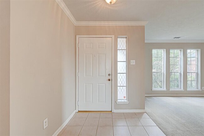 Building Photo - 4211 Fieldview Ct