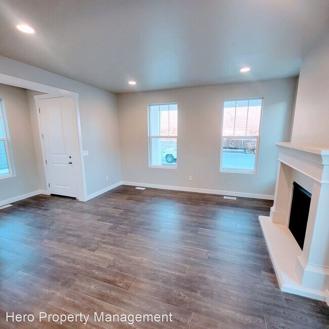 Building Photo - 2 br, 2 bath House - 9839 Featherstone Drive