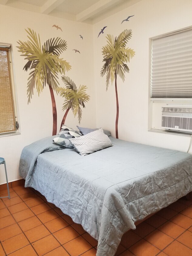 Primary Photo - 241 SW 7th St