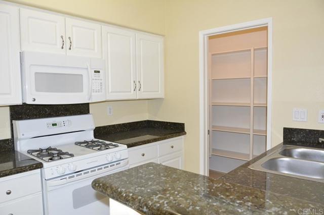 Foto del edificio - 12364 Carmel Country Rd
