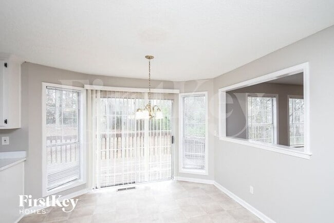 Building Photo - 9634 Fox Hunt Cir N