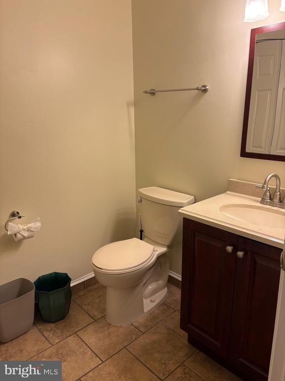 Building Photo - 1330 Washington Dr