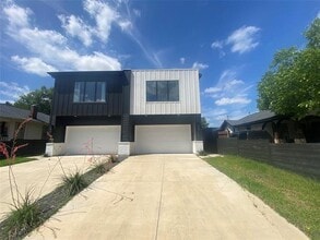 Building Photo - 805 S Glasgow Dr