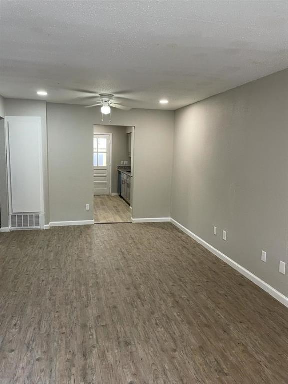 Foto del edificio - 1631 Northwood St