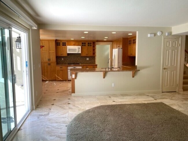 Foto del edificio - 526 Trailridge Dr