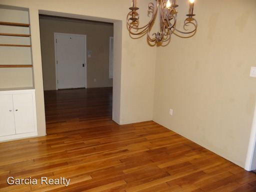 Foto del edificio - 14000 Walnut Ave