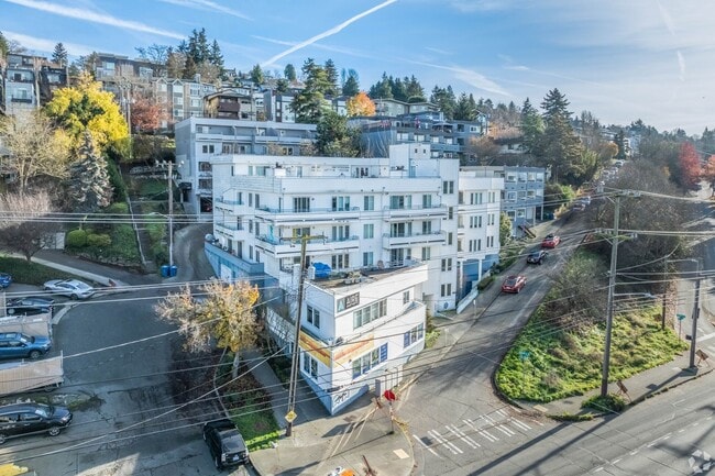 Interior Photo - The Aire Apartments