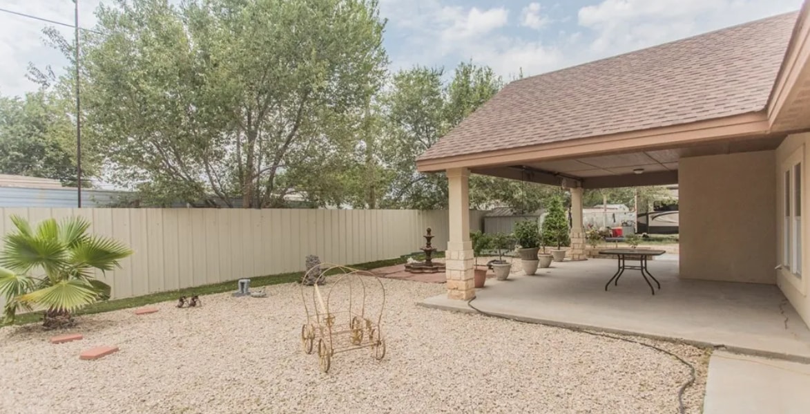 Building Photo - 2641 N Stockton Ave