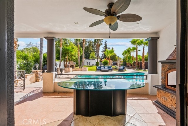 Foto del edificio - 23036 Burbank Blvd