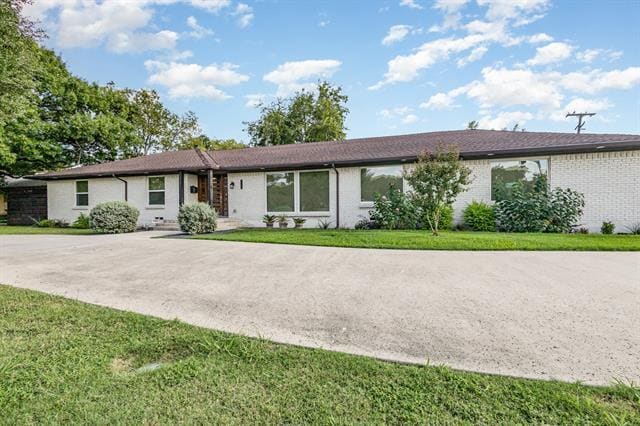 Foto del edificio - 5710 Forest Ln