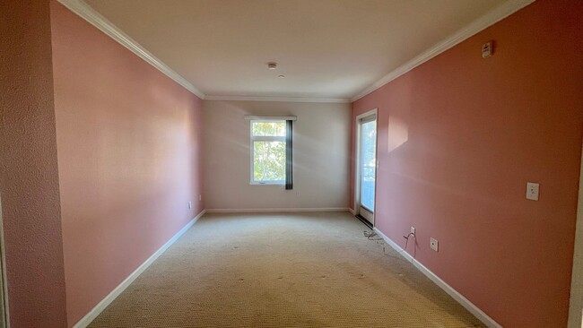 Master Bedroom - 3128 Loma Verde Dr