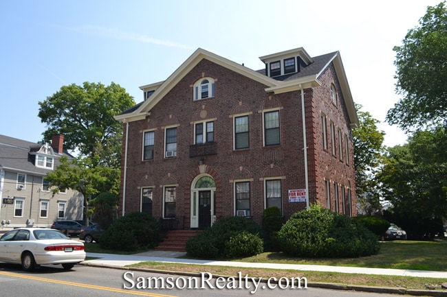 Photo - 257 Gano St Apartment