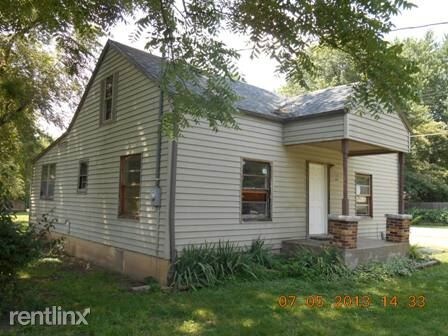 Building Photo - 2 br, 1 bath House - 627 N Hillcrest Ave