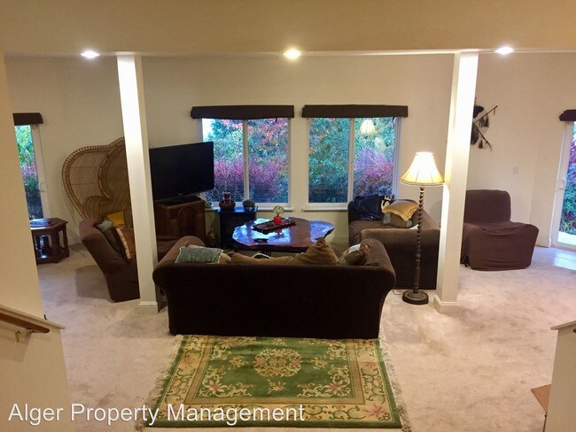 Foto del edificio - 14802 Seabeck Hwy NW