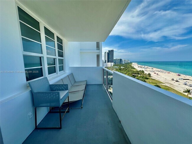 Foto del edificio - 100 Lincoln Rd