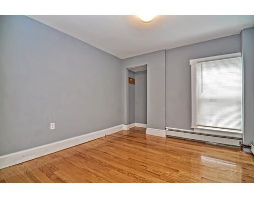 Primary Photo - 14 Parkman St