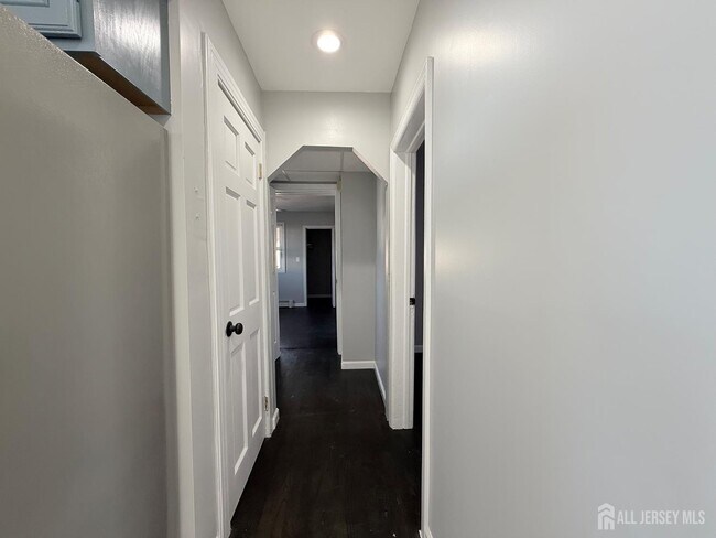 Foto del edificio - 46 Hayward Ave