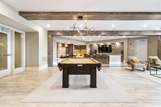 Billar - Hawthorne at Friendly