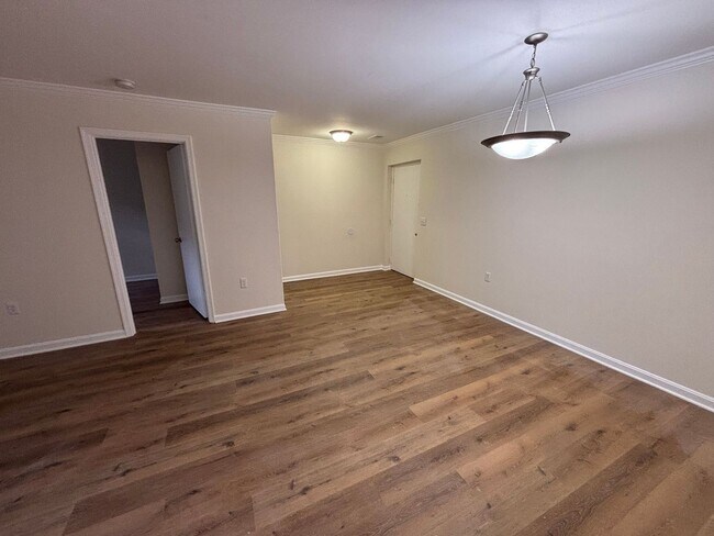 Foto del edificio - Updated 3Bedroom/2Bathroom - Great Location!