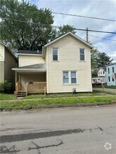 Building Photo - 421 High St
