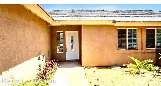 Building Photo - 4 br, 2 bath House - 13932 Topmast Dr