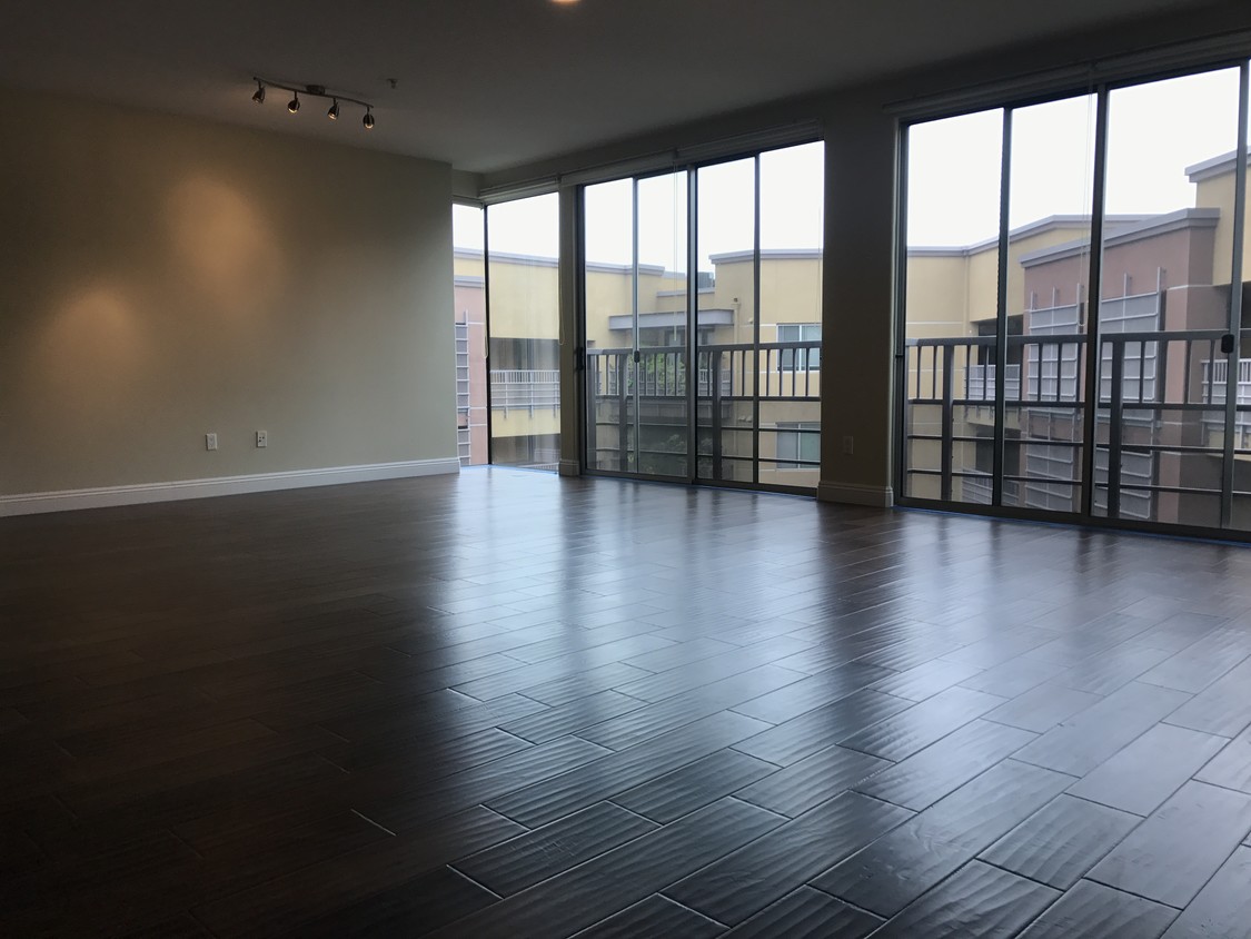 Foto principal - 629 Traction Ave