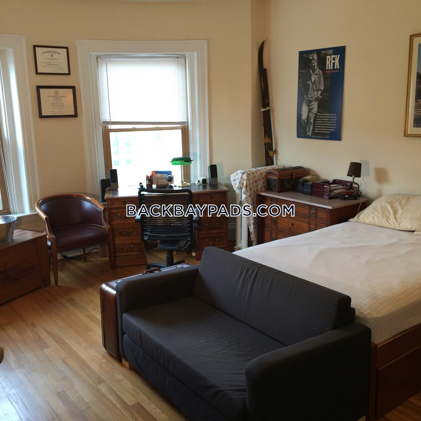 Foto principal - 1091 Boylston St