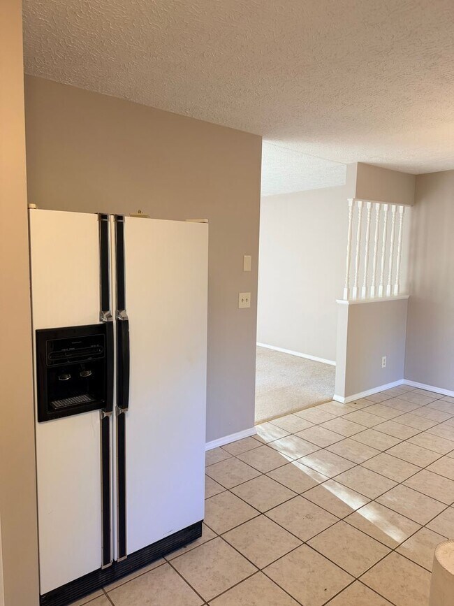 Building Photo - Spacious 3 Bed, 2 Bath Home in Arden With ...