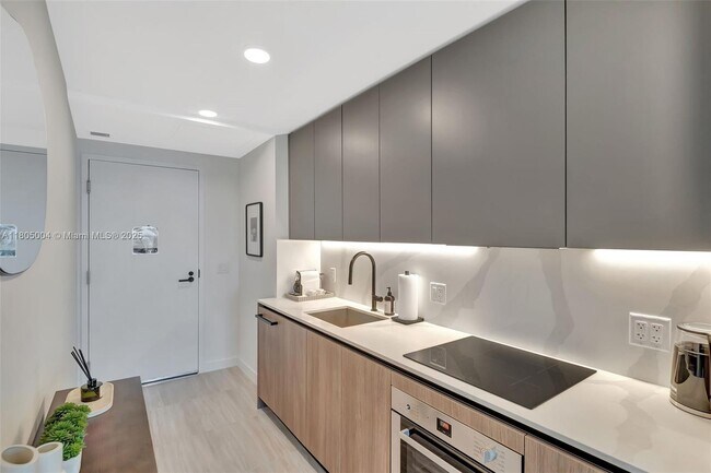 Foto del edificio - 580 72nd St