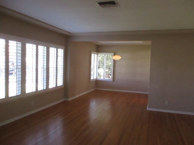 Foto del edificio - 12436 Cumpston St