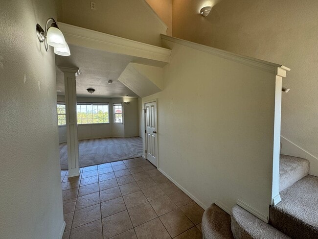Building Photo - Spacious 3-Bedroom Duplex Located within C...