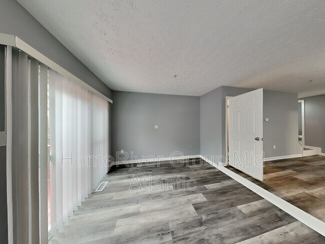 Building Photo - 5543 E Boniwood Turn