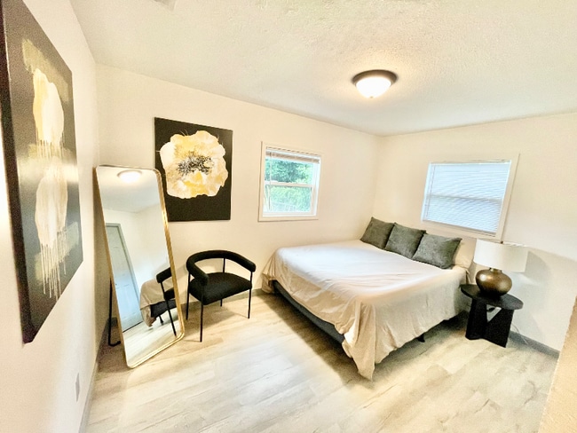 Foto del edificio - 7381 Fernandina Ave
