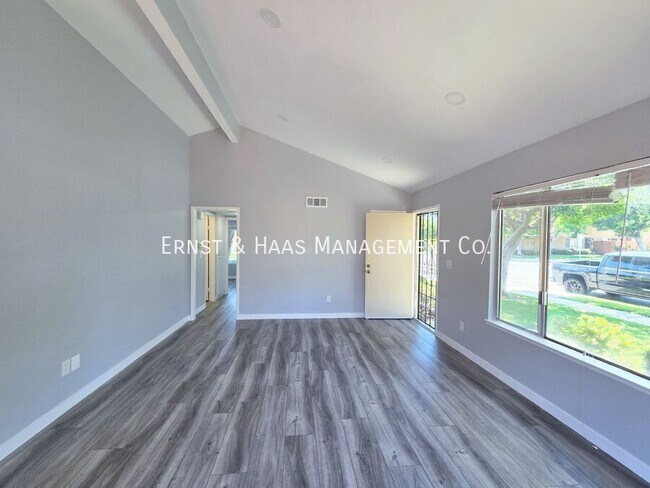Foto del edificio - 16806 JudyWay-