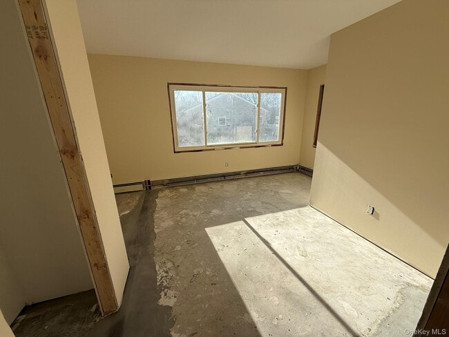 Building Photo - 24 Poplar Pl