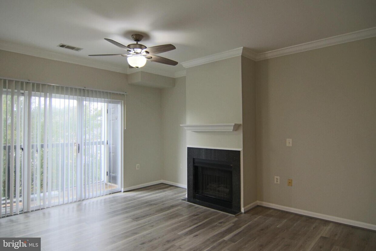 3851 Aristotle Ct Unit 307, Fairfax, VA 22030 Condo for Rent in Fairfax, VA