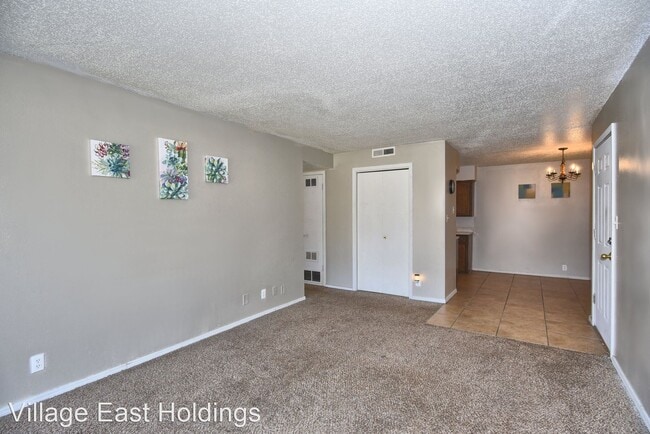 Building Photo - 103 York Village Dr
