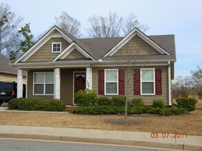 Building Photo - 132 Brockett Dr