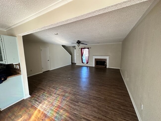 Foto del edificio - 2-story townhome in SW Lubbock