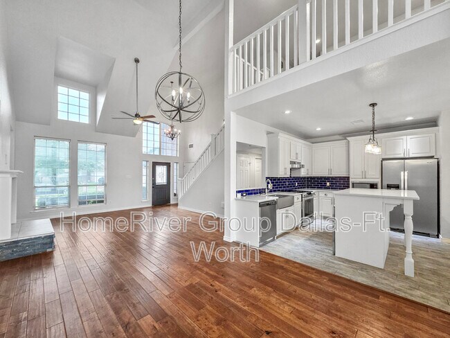 Foto del edificio - 325 Willow Creek Dr