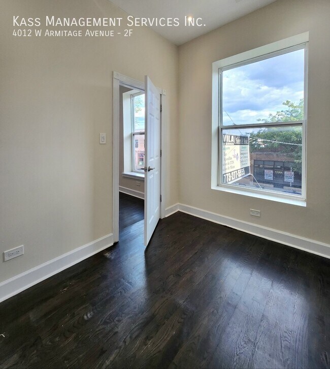 Building Photo - 4012 W Armitage Ave