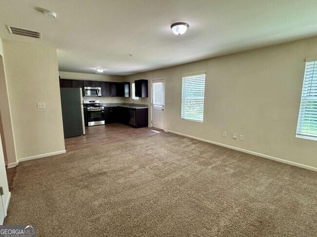 Foto del edificio - 629 Carlton Pointe Dr