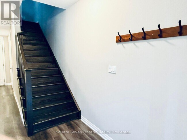 Photo du bâtiment - 60 Kaitting Trail