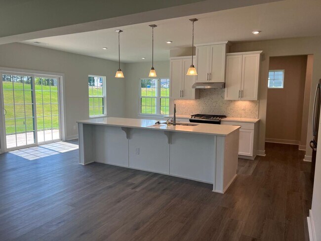 Building Photo - Elegant Home located in Union County with 5BR/4BA